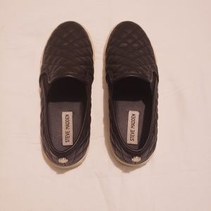 Steve Madden Ecentrcq Leather Slip Ons